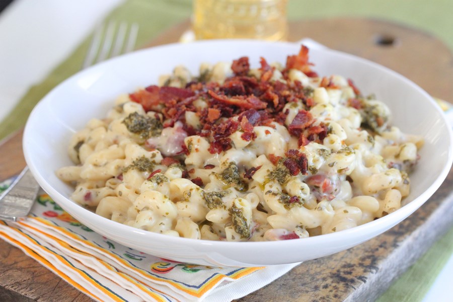 Bacon Pesto Mac & Cheese