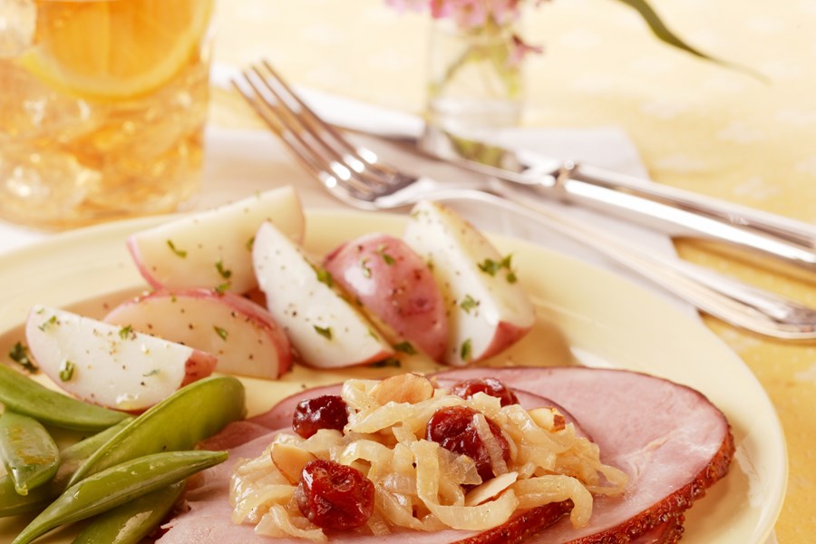 Glazed Ham with Cherry & Onions